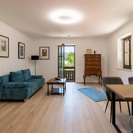 Apartman Promegggut *